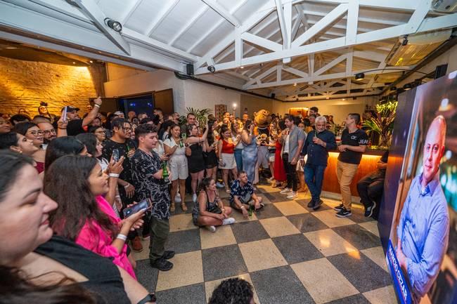 Olos Confraternização